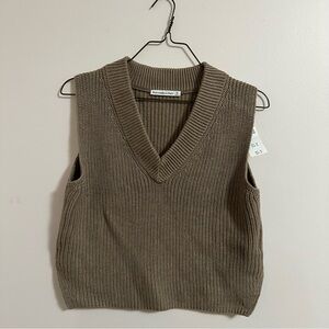 Abercrombie & Fitch Taupe V-Neck Sweater Vest